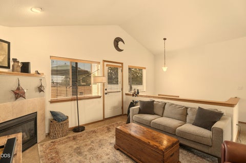 Tiny photo for 438 NW 19th ST #UNIT 55, Redmond, OR 97756 (MLS # 220225739)