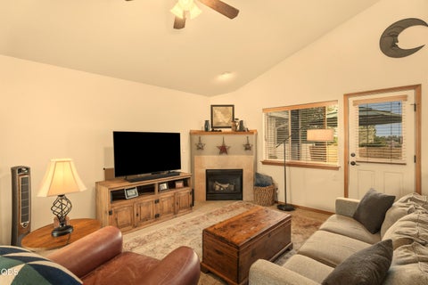 Tiny photo for 438 NW 19th ST #UNIT 55, Redmond, OR 97756 (MLS # 220225739)