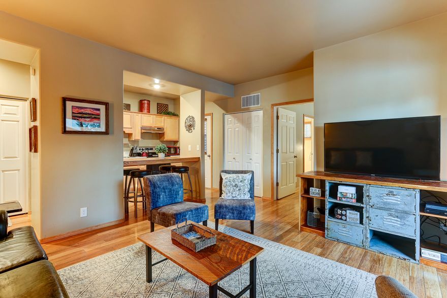 Everything you need for Central Oregon adventures and nothing you don't! The Powder Village condos are located in the Business Park just outside the renowned Sunriver Resort and just minutes to Mt Bachelor & Cascade Lakes! This larger condo boasts a thoughtful open layout with 9ft ceilings, expanding the visual space, galley kitchen with stainless appliances and efficient eating bar. The front patio & second rear outdoor space let you enjoy the sunshine & store extra gear. K-7 is a coveted unit with primary bed/bath suite & second bedroom with adjacent full bath. Both bedrooms offer built-in shelving to maximize closet space. Condo has washer/dryer. Thoughtfully furnished/decorated. Located at the SW corner of complex adjacent to open common space offering more privacy. A condo lifestyle offering resort-style amenities with the community pool & hot tub.  Just across the road from all amenities, events & activities offered in Sunriver throughout the year.