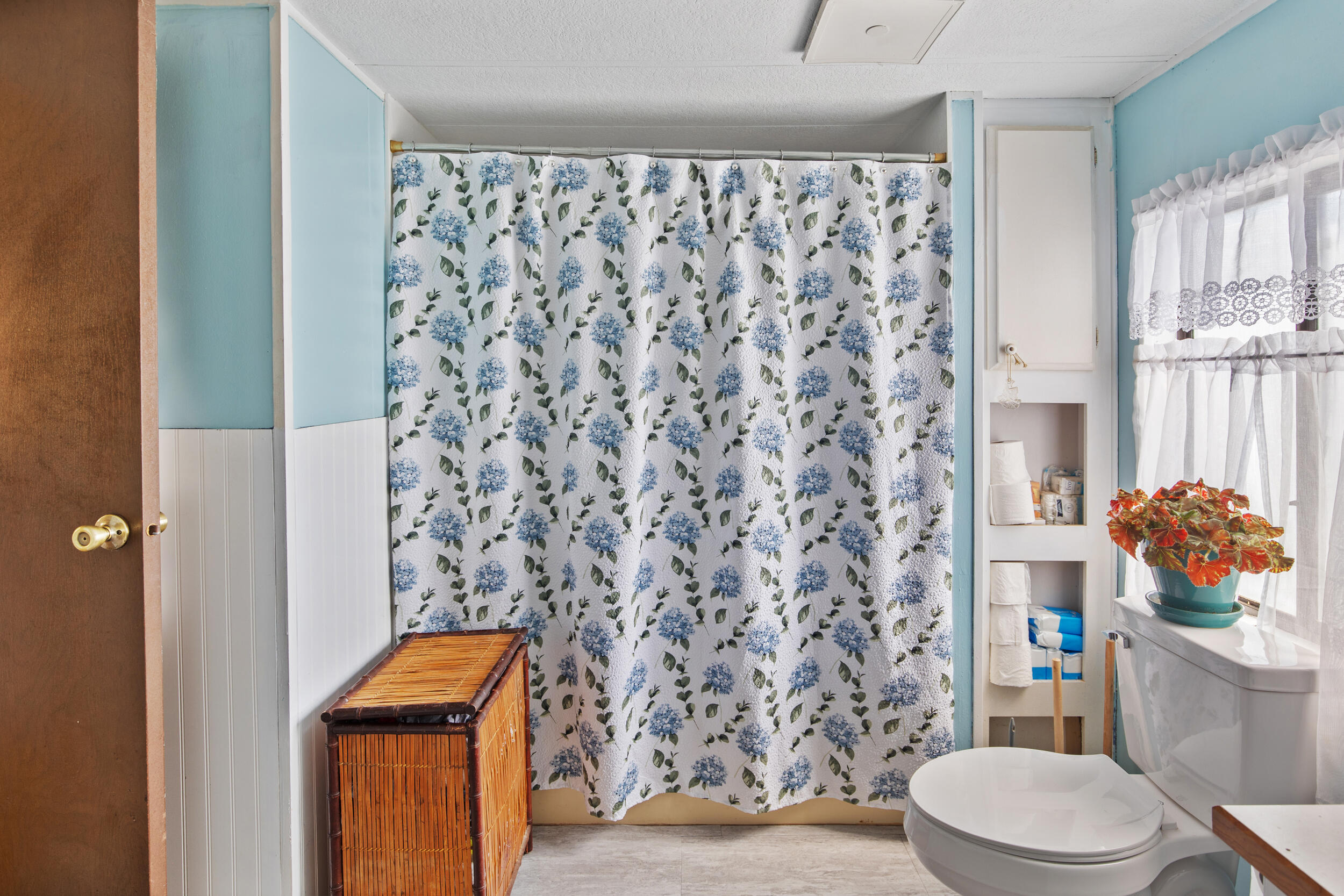 Myra Lynne Mobile Home Community - Residential