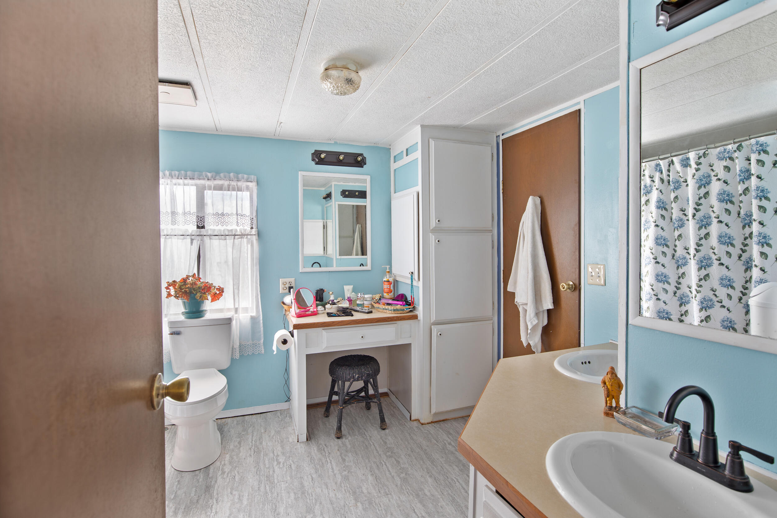 Myra Lynne Mobile Home Community - Residential