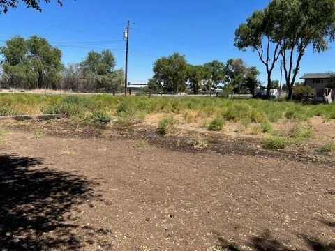 Tiny photo for 585 SW Fairgrounds Road, Madras, OR 97741 (MLS # 220214937)