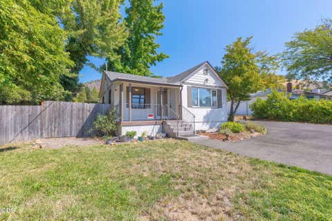 Tiny photo for 2072 NE Fairview Avenue, Grants Pass, OR 97526 (MLS # 220227323)