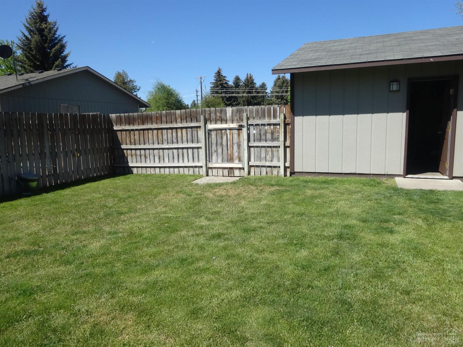 Hillcrest J - Residential