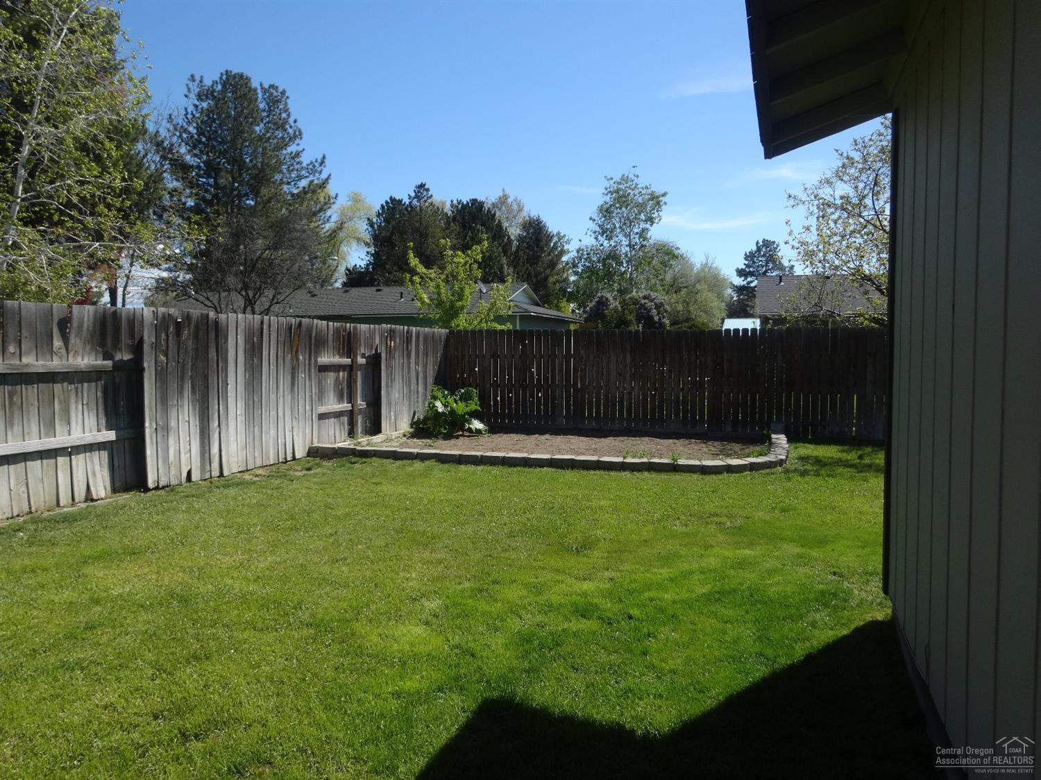 Hillcrest J - Residential