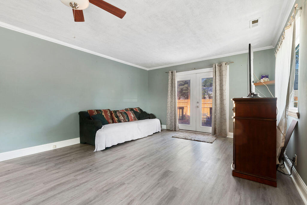 Lewis Tracts - Residential