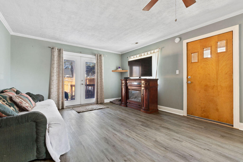 Lewis Tracts - Residential