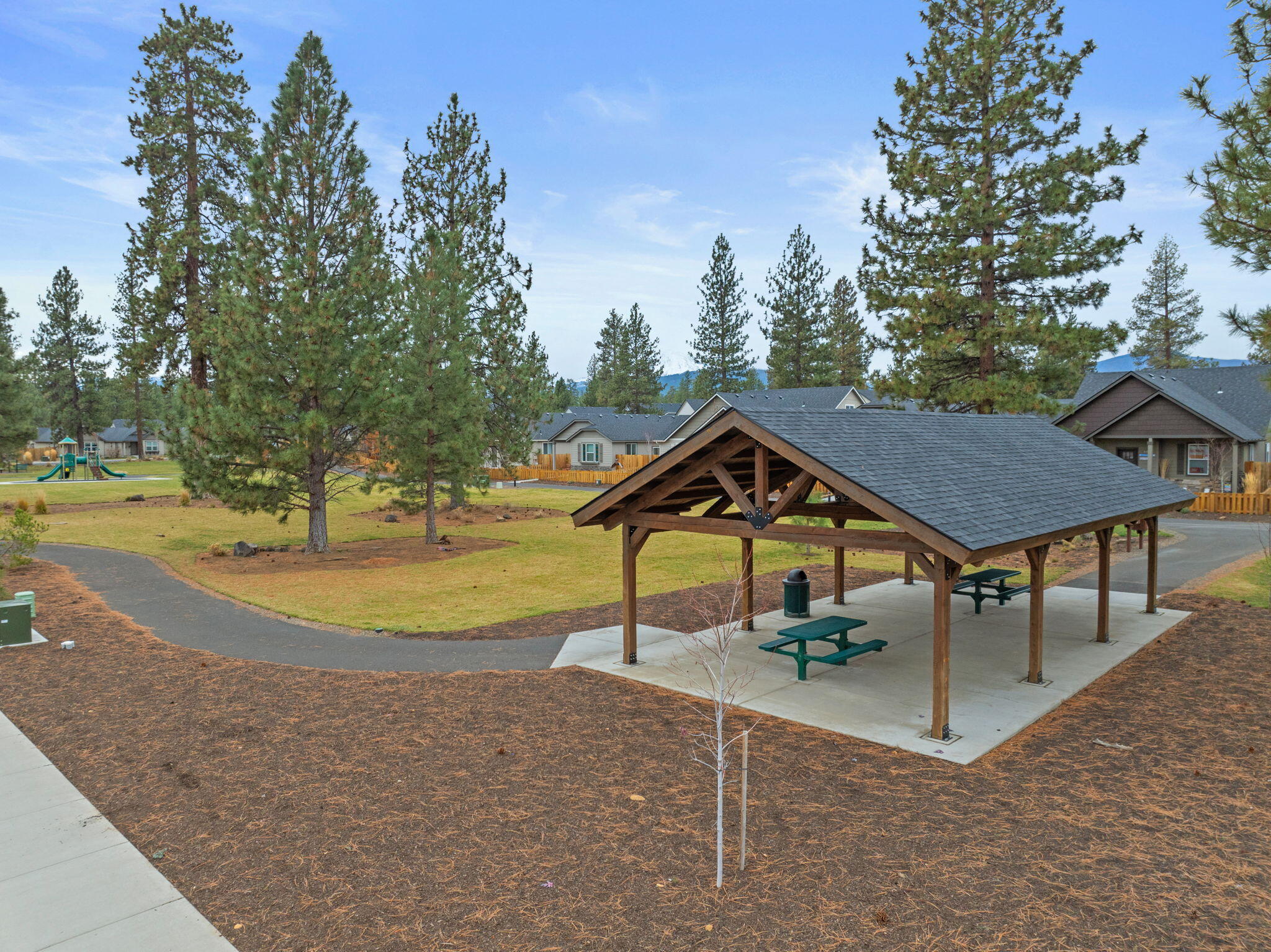 Mckenzie Meadow Vill - Residential