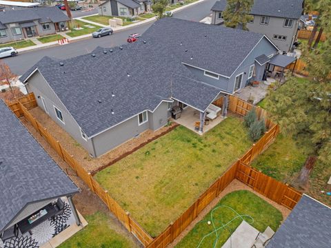 Tiny photo for 632 N Reed Street, Sisters, OR 97759 (MLS # 220212263)