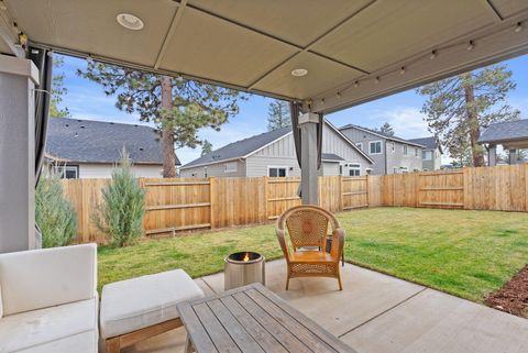 Tiny photo for 632 N Reed Street, Sisters, OR 97759 (MLS # 220212263)