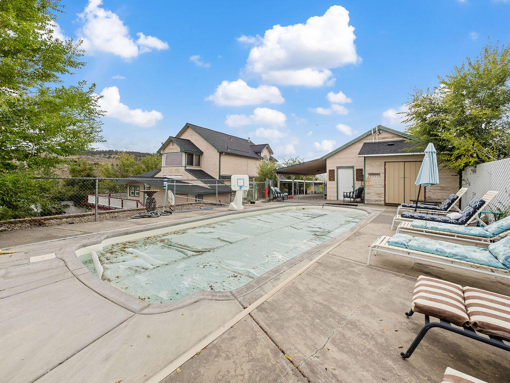 Klamath Falls -First Addition - Residential