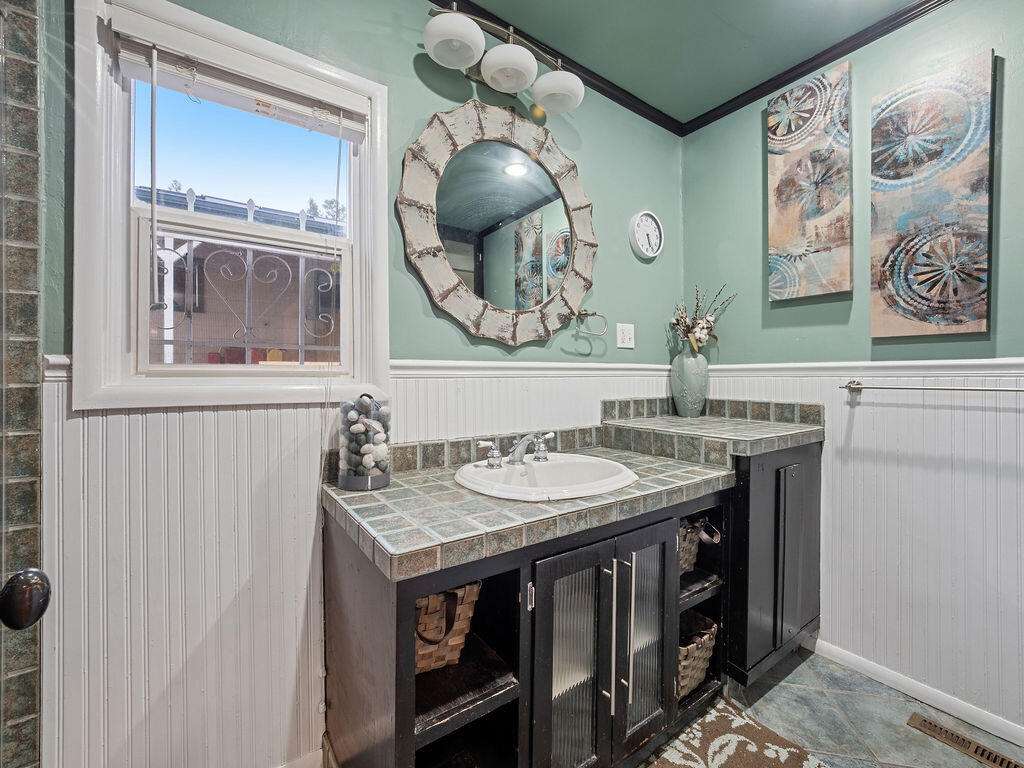 Klamath Falls -First Addition - Residential