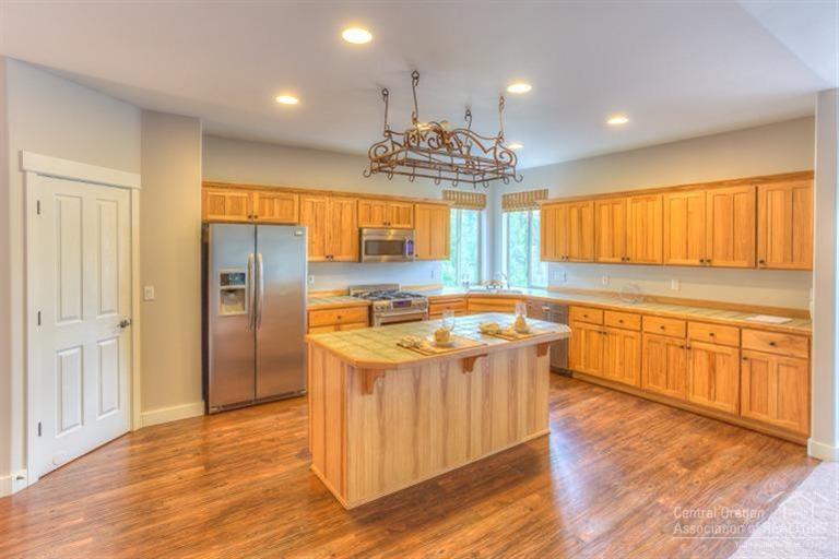 Skyliner Summit - Residential