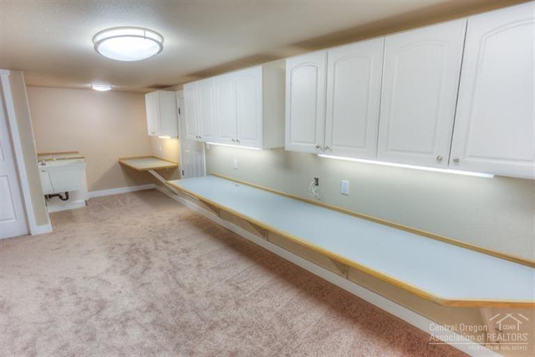 Skyliner Summit - Residential