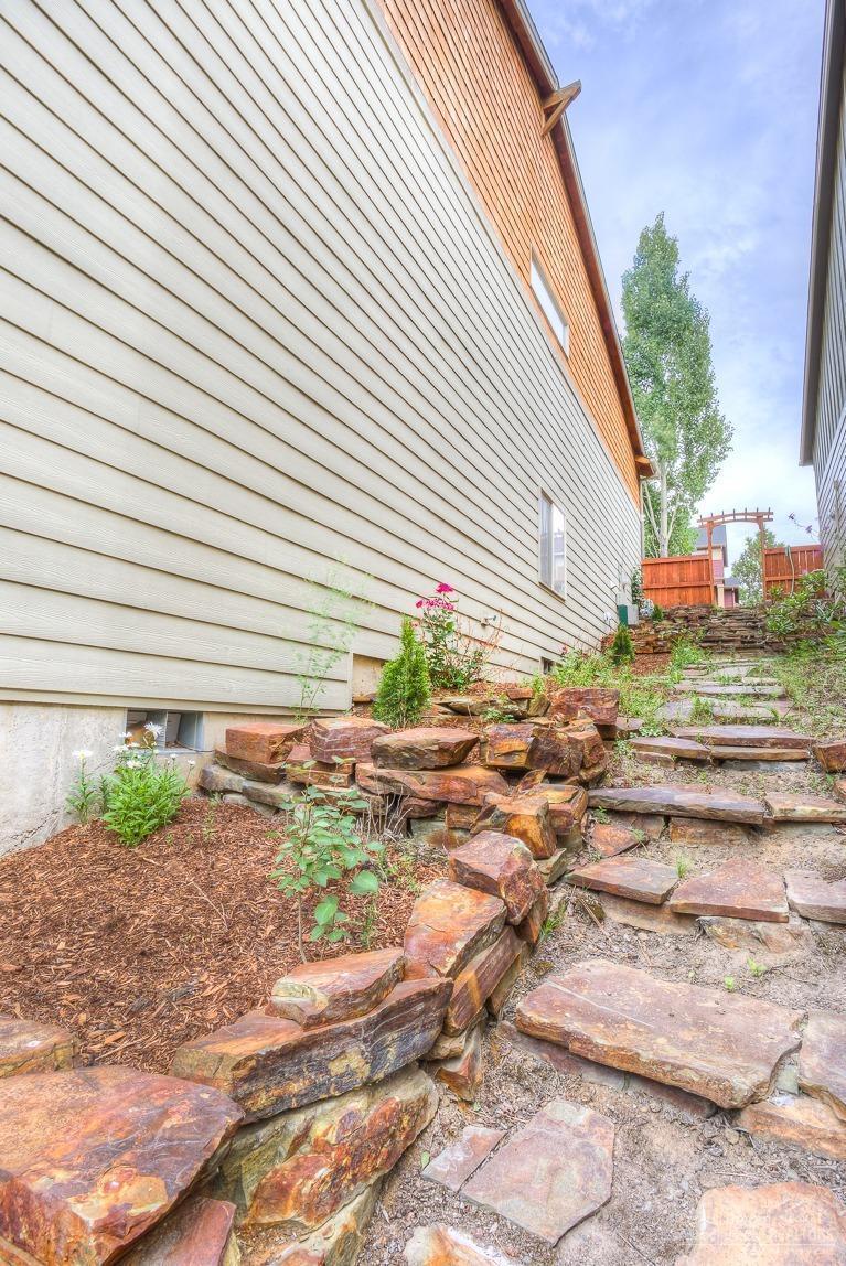 Skyliner Summit - Residential