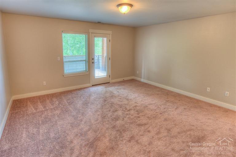 Skyliner Summit - Residential