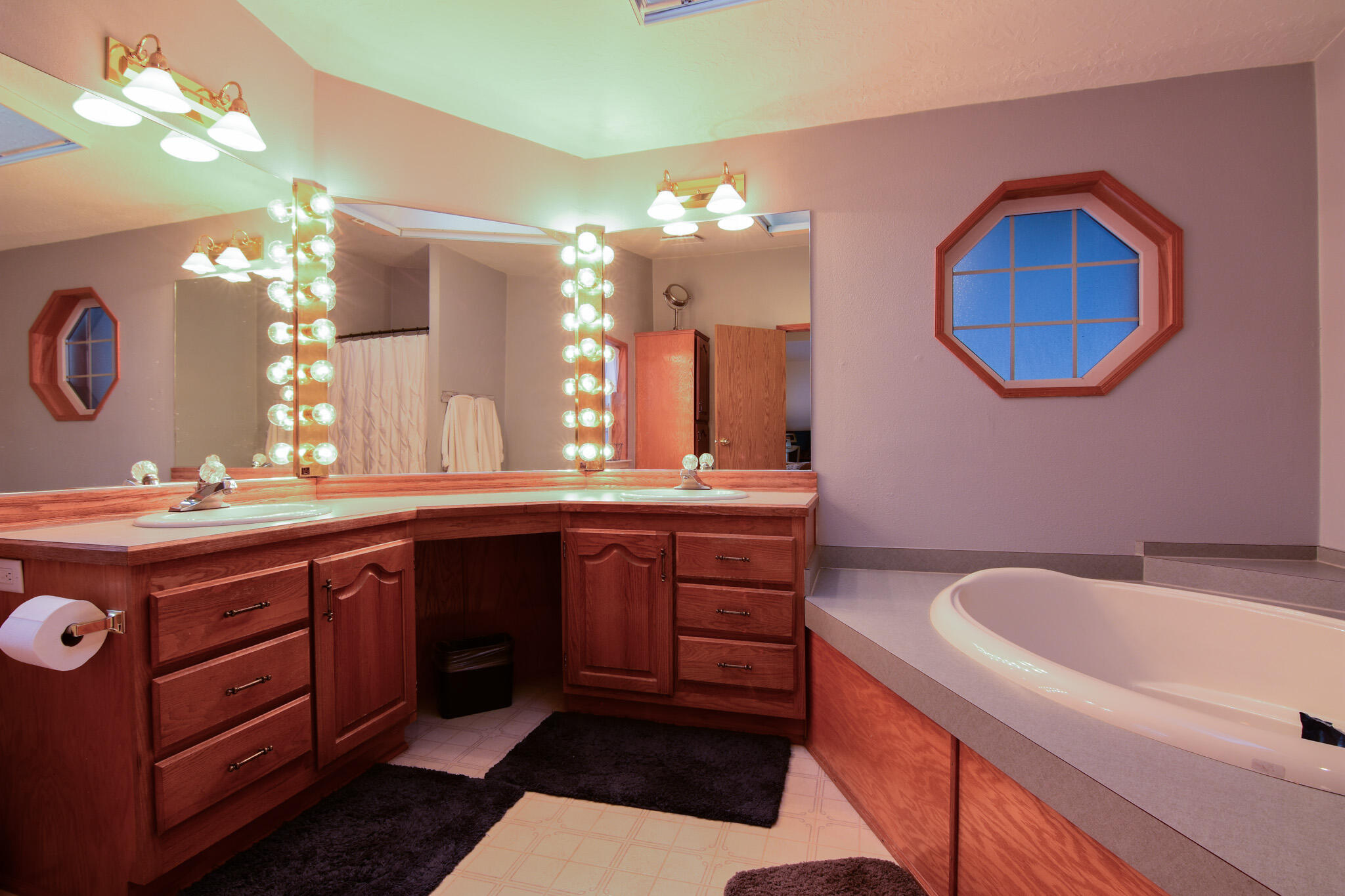 Ponderosa Pines - Residential