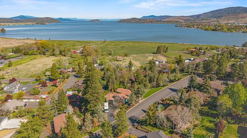 Tiny photo for 1240 Vista Way, Klamath Falls, OR 97601 (MLS # 220219351)