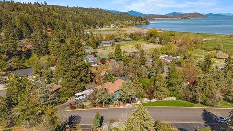 Tiny photo for 1240 Vista Way, Klamath Falls, OR 97601 (MLS # 220219351)