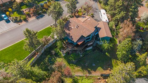 Tiny photo for 1240 Vista Way, Klamath Falls, OR 97601 (MLS # 220219351)