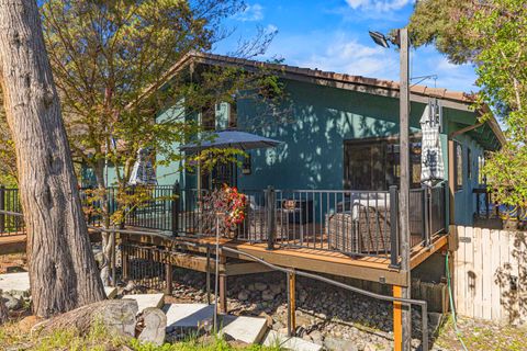 Tiny photo for 1240 Vista Way, Klamath Falls, OR 97601 (MLS # 220219351)