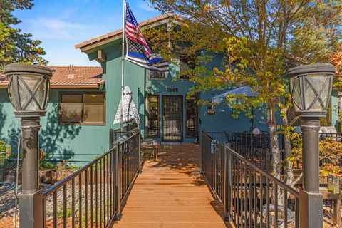 Tiny photo for 1240 Vista Way, Klamath Falls, OR 97601 (MLS # 220219351)