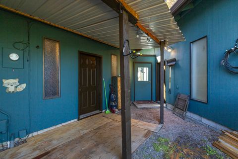 Tiny photo for 1240 Vista Way, Klamath Falls, OR 97601 (MLS # 220219351)