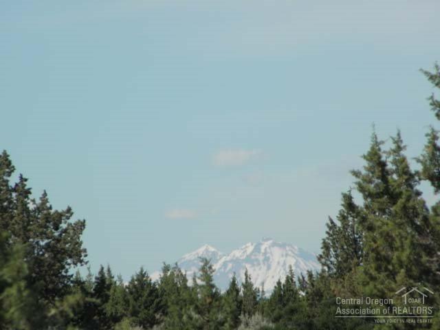 Madras Ranchos - Land