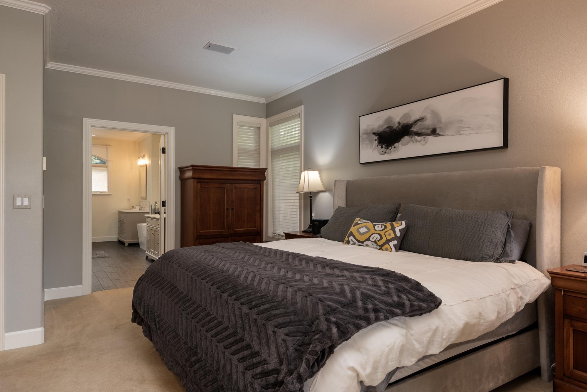 Broken Top - Residential