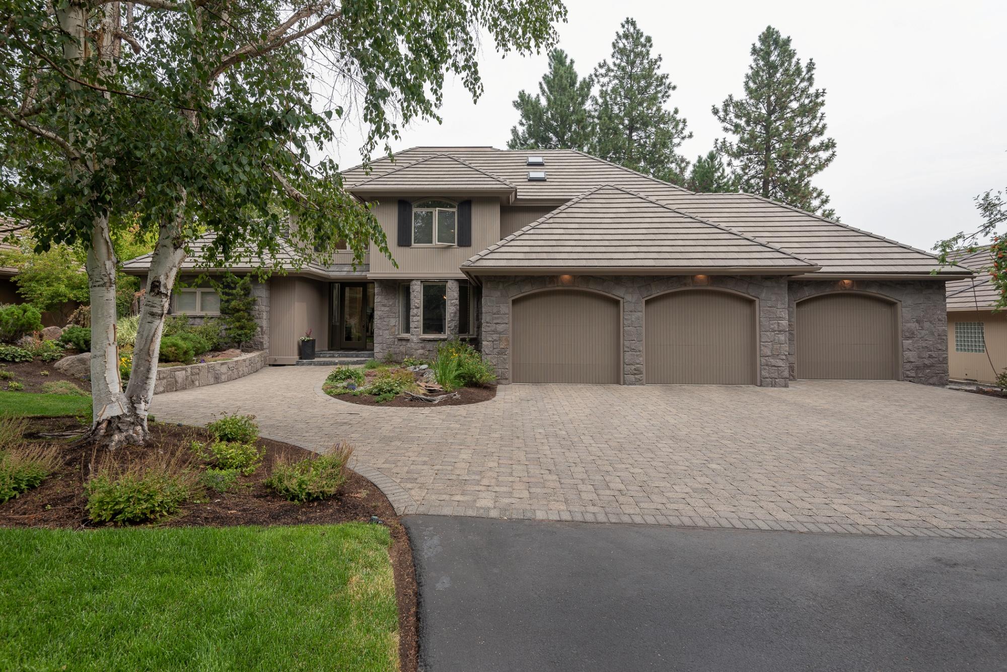 Broken Top - Residential