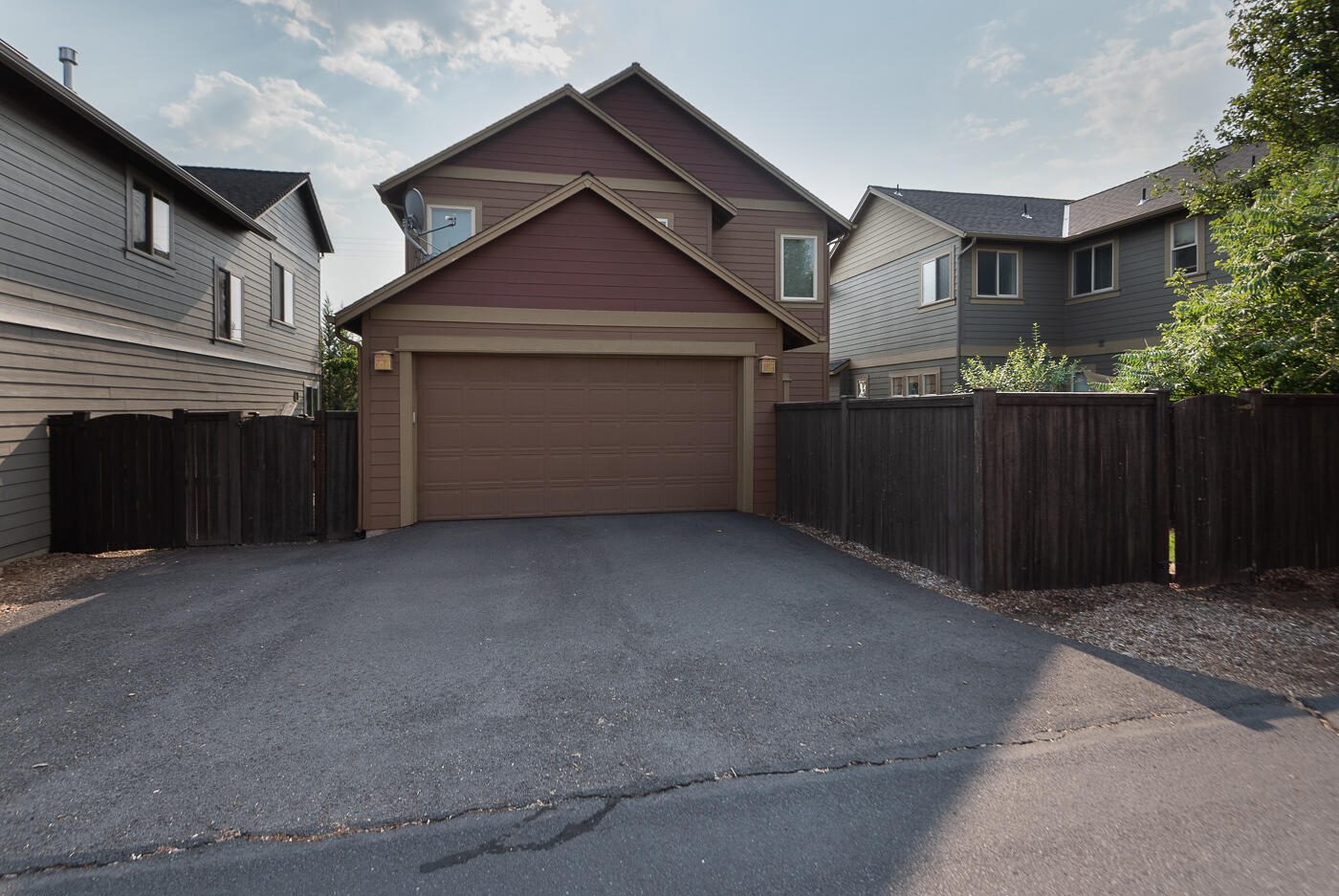 Lava Ridges - Residential