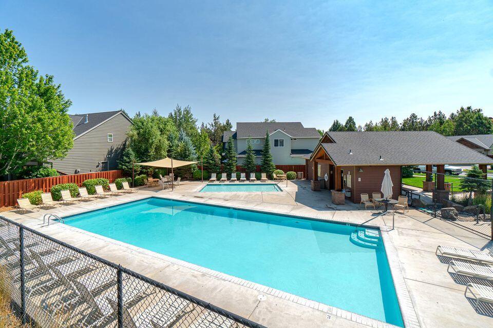 Lava Ridges - Residential