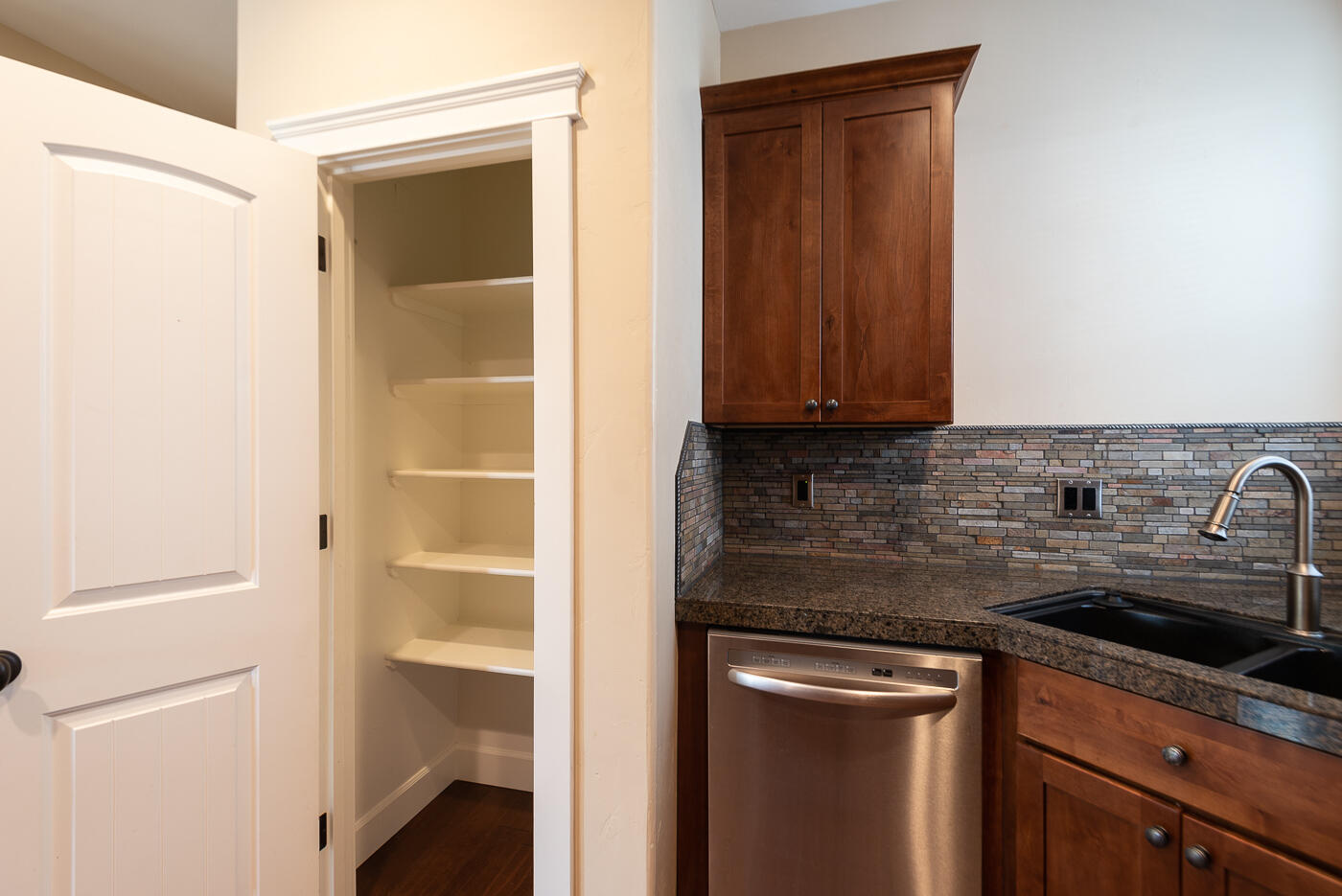 Lava Ridges - Residential