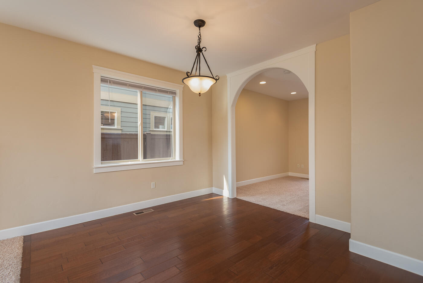 Lava Ridges - Residential