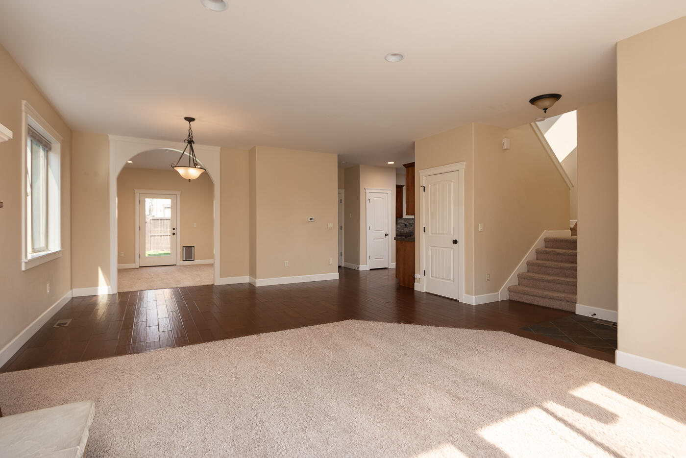 Lava Ridges - Residential