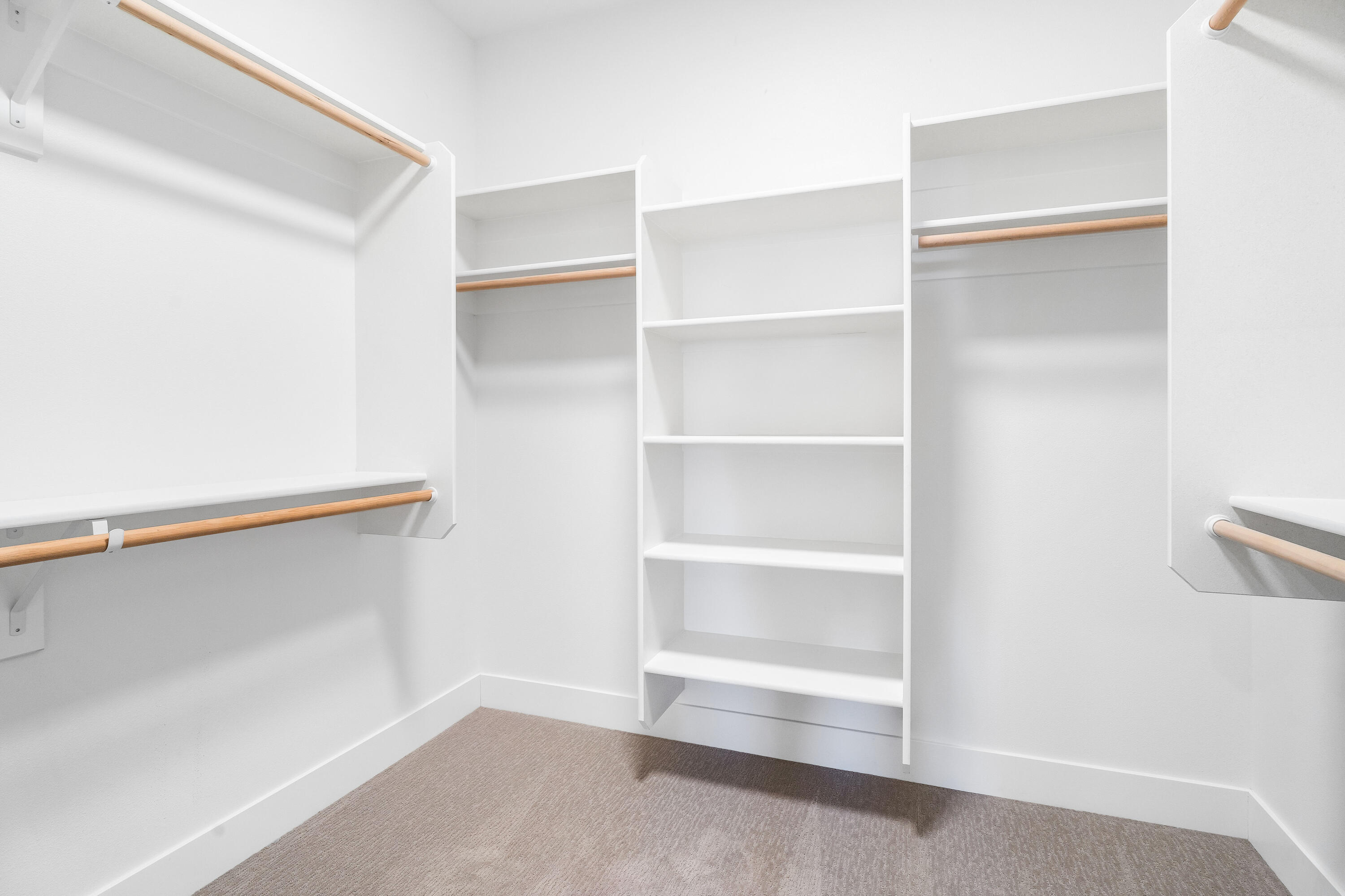 Marken Summit - Residential