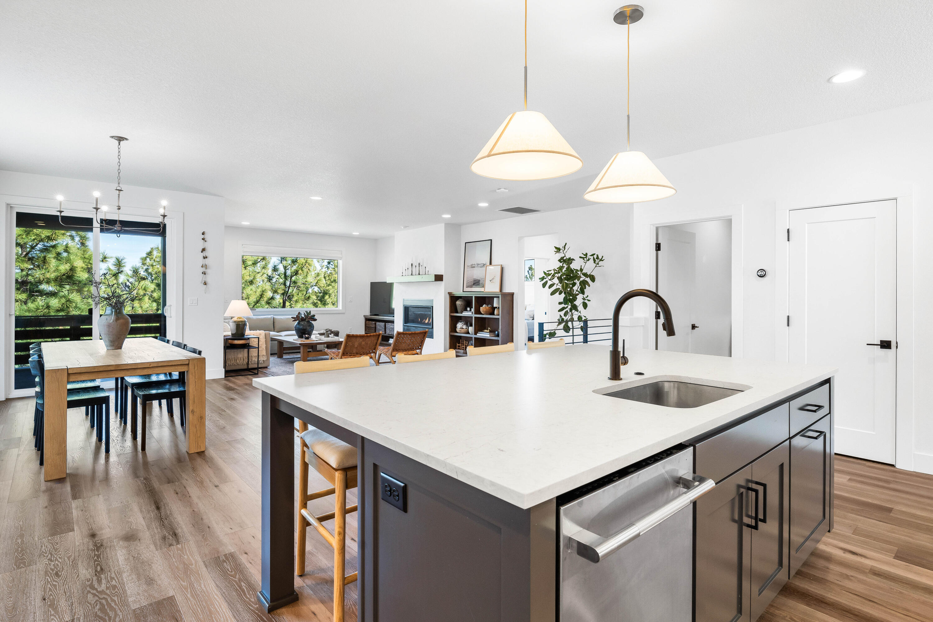 Marken Summit - Residential