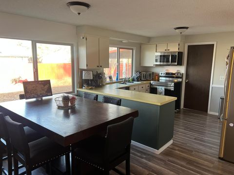 Tiny photo for 4803 Sumac Avenue, Klamath Falls, OR 97603 (MLS # 220212946)