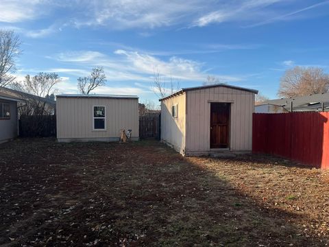 Tiny photo for 4803 Sumac Avenue, Klamath Falls, OR 97603 (MLS # 220212946)