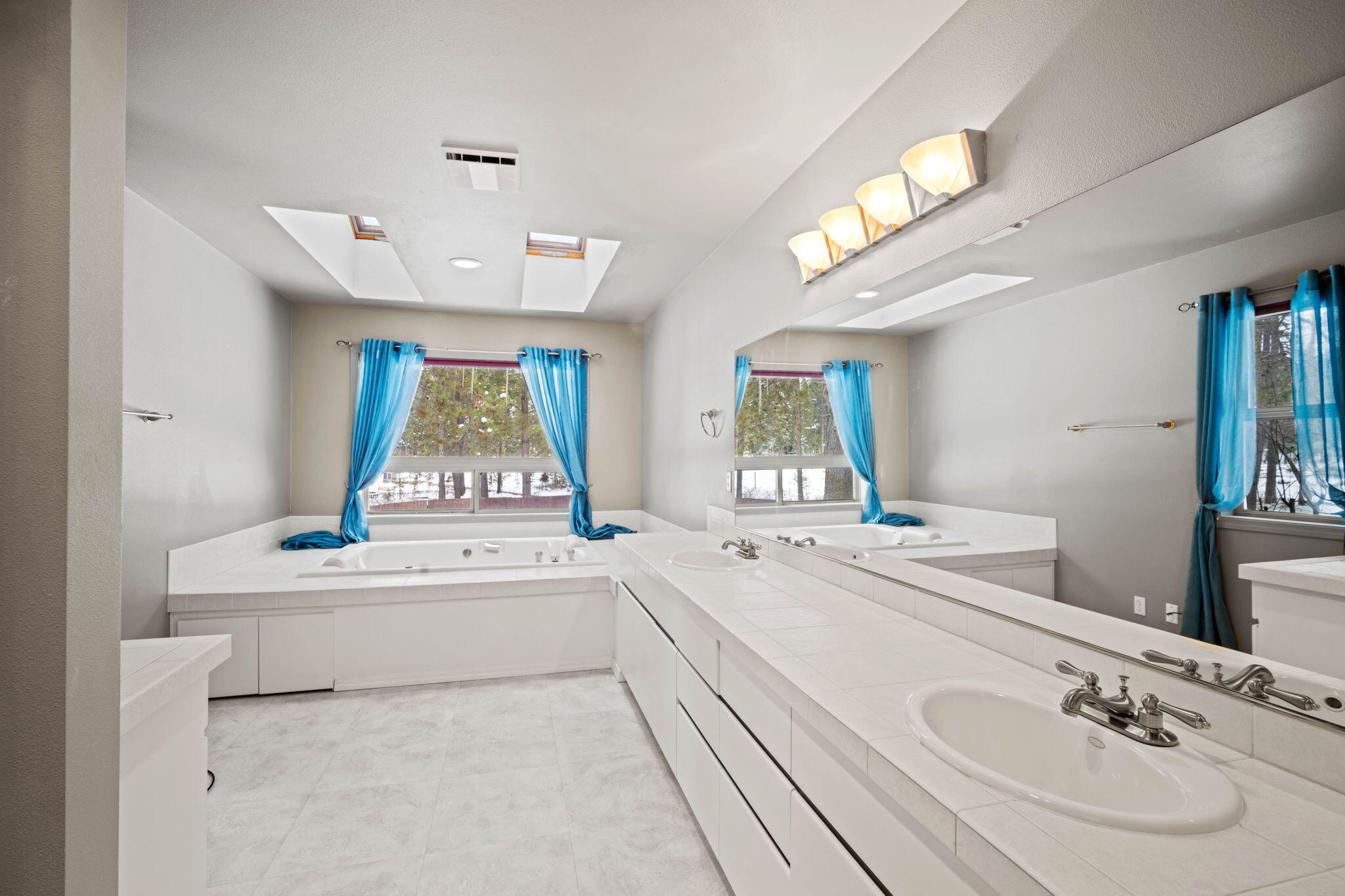 Drrh Trs - Residential