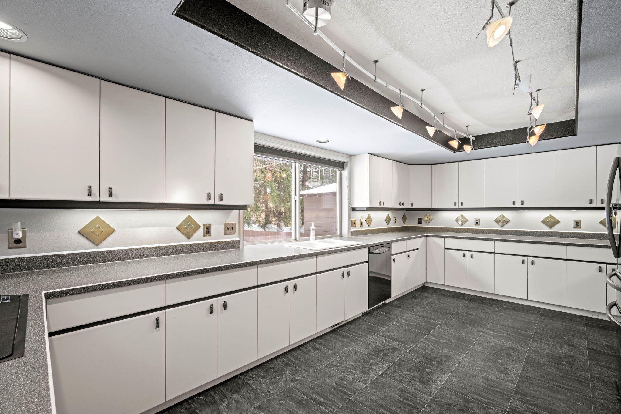 Drrh Trs - Residential