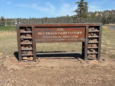 Tiny photo for 1130 Bly Mountain Cutoff Road, Bonanza, OR 97623 (MLS # 220229852)