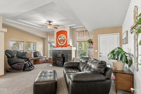Tiny photo for 1130 Bly Mountain Cutoff Road, Bonanza, OR 97623 (MLS # 220229852)