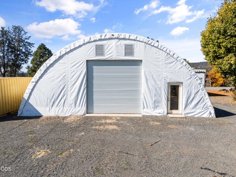 Tiny photo for 1130 Bly Mountain Cutoff Road, Bonanza, OR 97623 (MLS # 220229852)