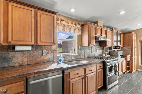 Tiny photo for 1130 Bly Mountain Cutoff Road, Bonanza, OR 97623 (MLS # 220229852)