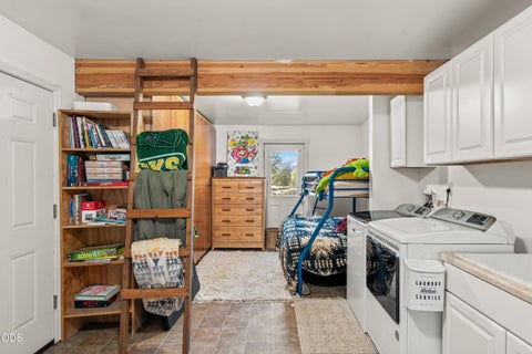 Tiny photo for 1130 Bly Mountain Cutoff Road, Bonanza, OR 97623 (MLS # 220229852)