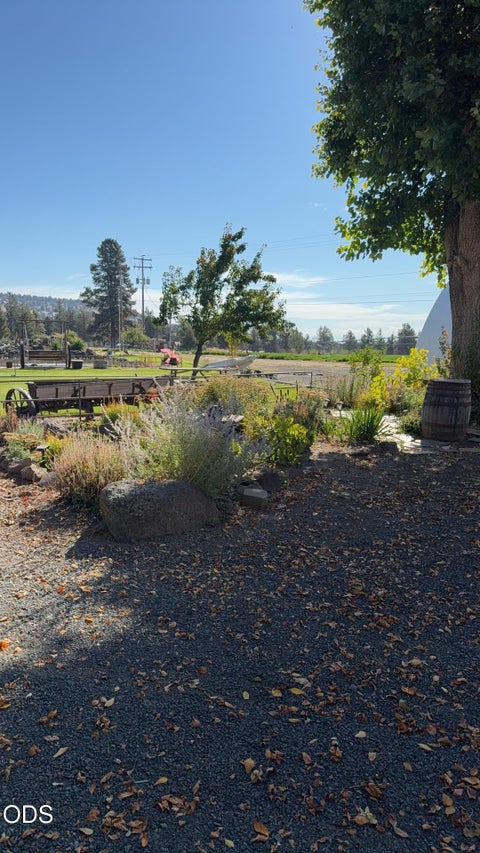Tiny photo for 1130 Bly Mountain Cutoff Road, Bonanza, OR 97623 (MLS # 220229852)