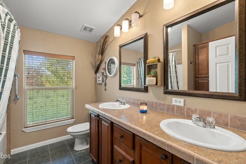 Tiny photo for 1130 Bly Mountain Cutoff Road, Bonanza, OR 97623 (MLS # 220229852)