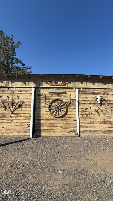 Tiny photo for 1130 Bly Mountain Cutoff Road, Bonanza, OR 97623 (MLS # 220229852)