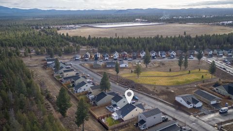 Tiny photo for 16610 Pine Creek Drive, La Pine, OR 97739 (MLS # 220212410)